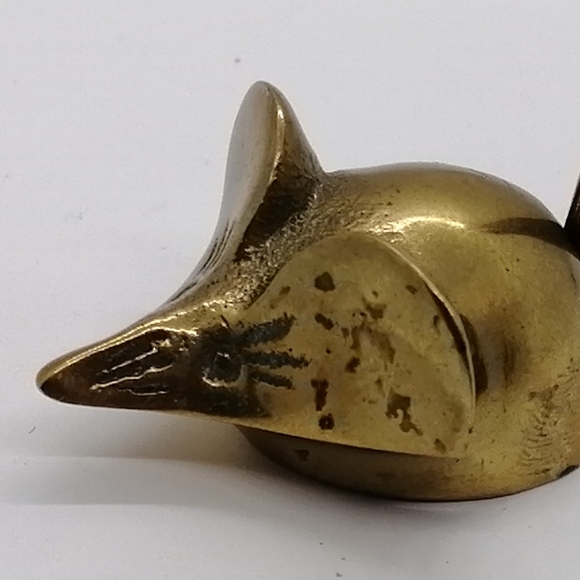 SOLD          VTG Brass Mouse Ring Holder - Picture 3 of 15